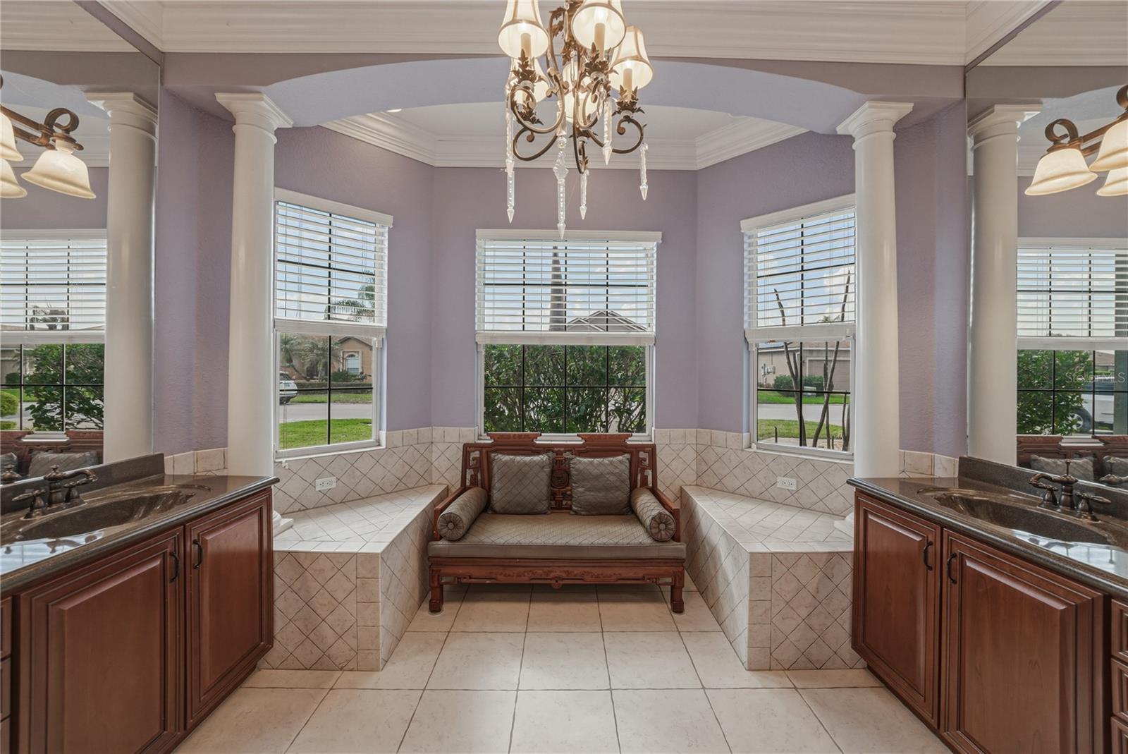 Image 36 of 100 For 5365 Hogan Lane