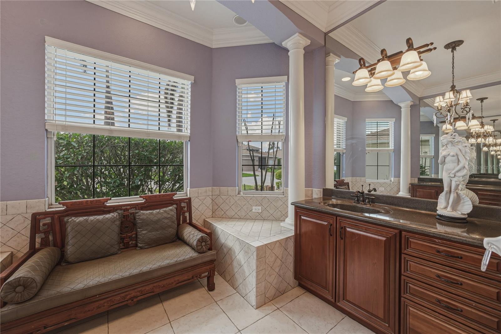 Image 38 of 100 For 5365 Hogan Lane