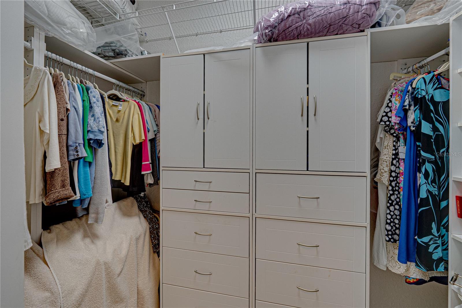 Image 42 of 100 For 5365 Hogan Lane