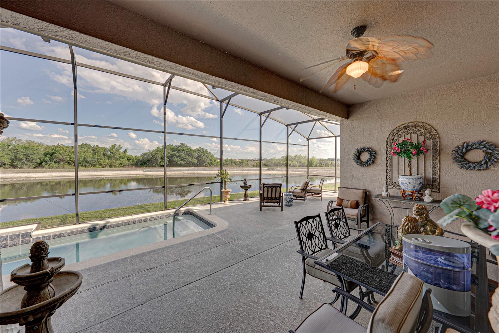 Image 52 of 100 For 5365 Hogan Lane