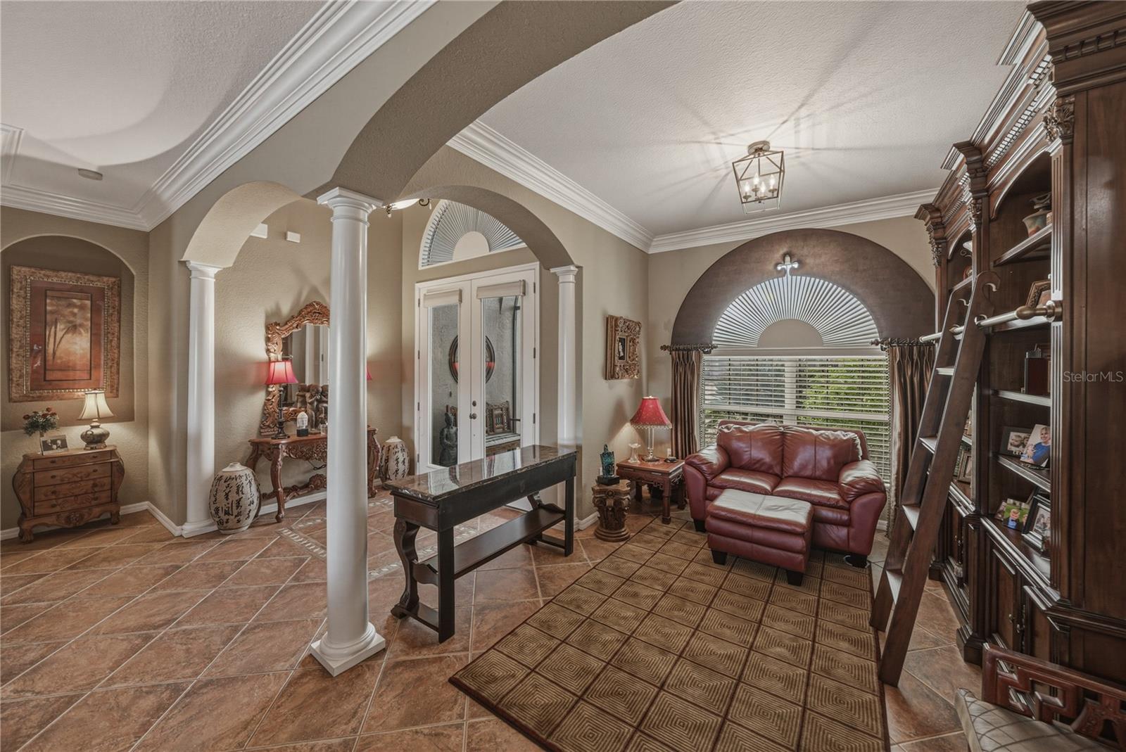 Image 7 of 100 For 5365 Hogan Lane