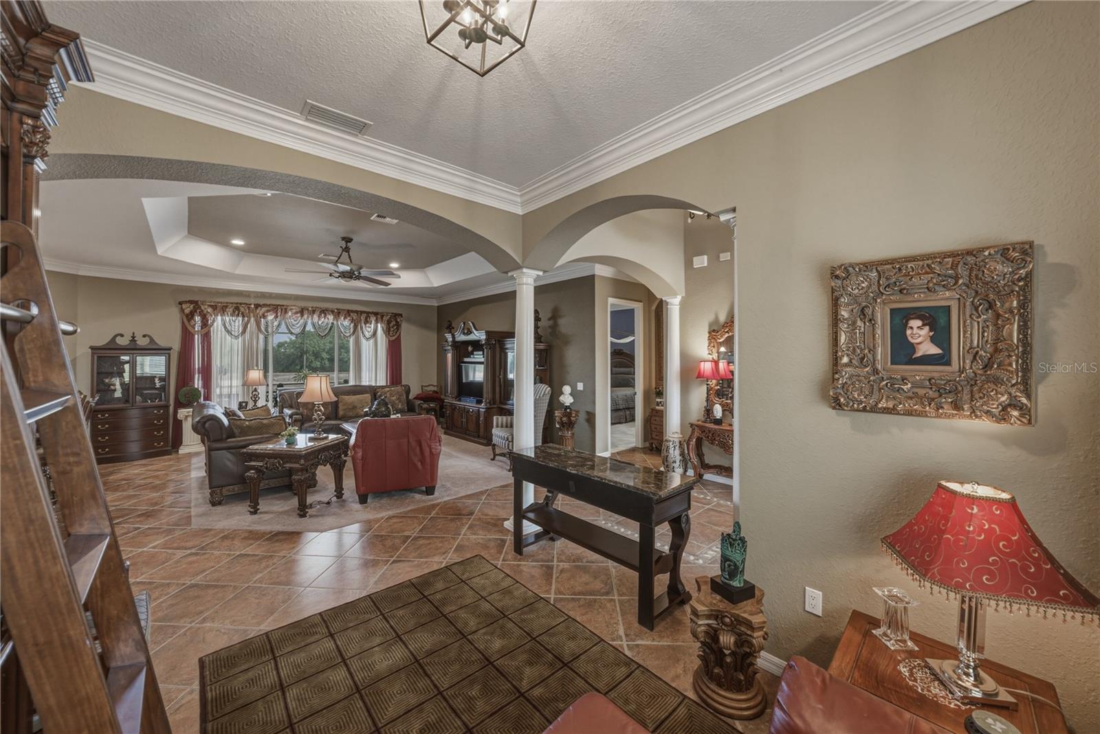 Image 9 of 100 For 5365 Hogan Lane