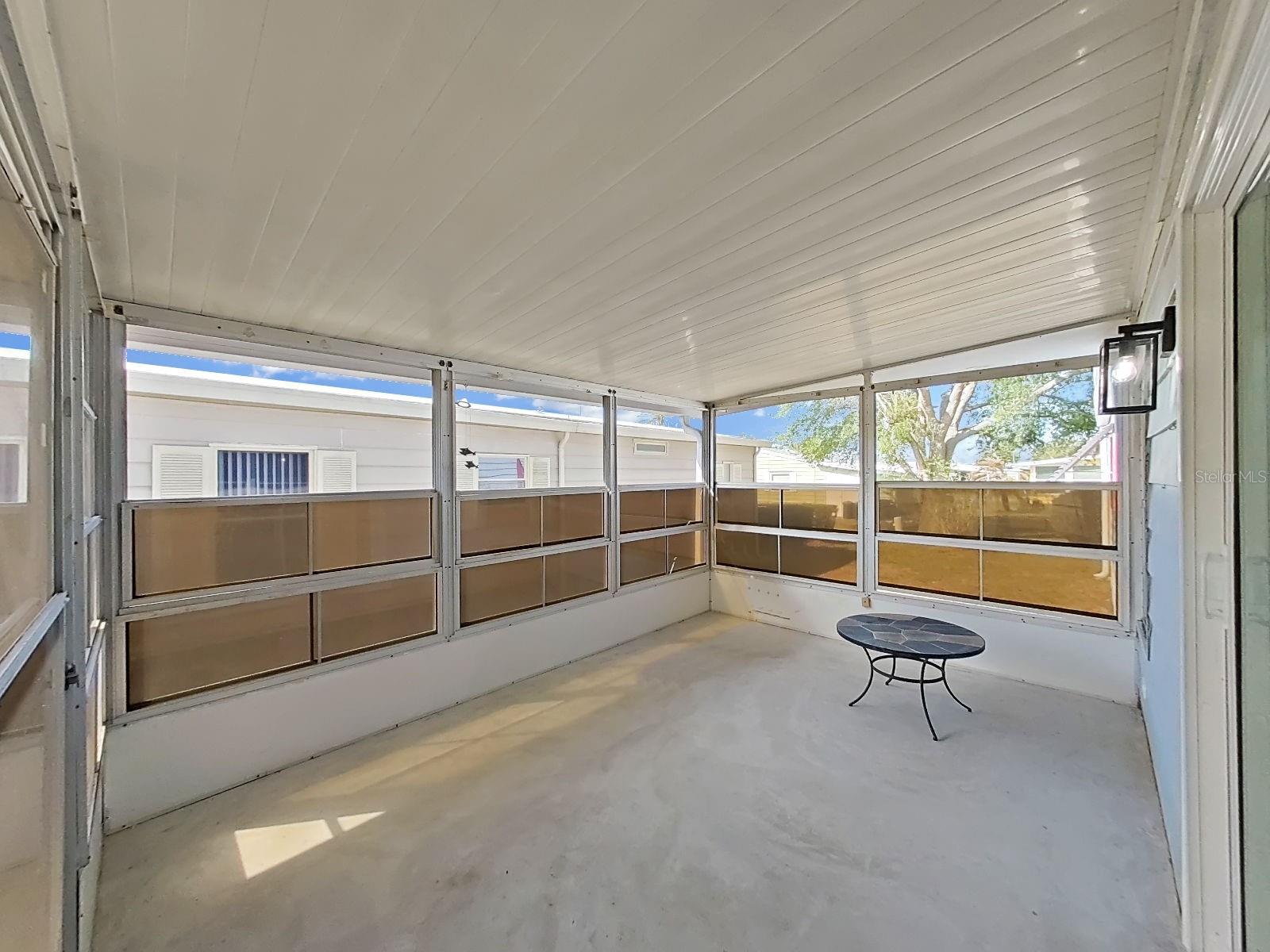 Image 30 of 39 For 4925 Foxwood Lake Dr