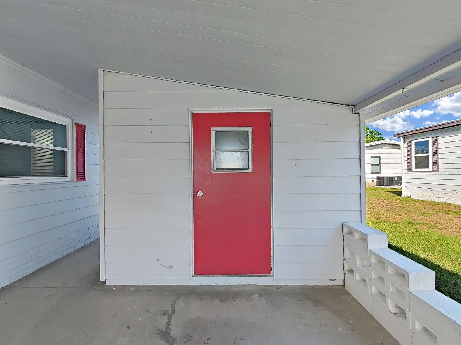 Image 32 of 39 For 4925 Foxwood Lake Dr