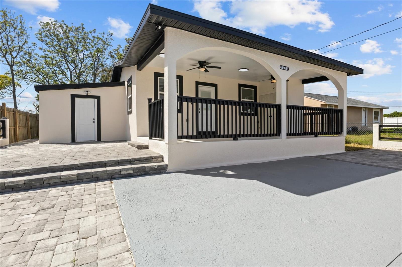 Image 9 of 33 For 2000 19th Street