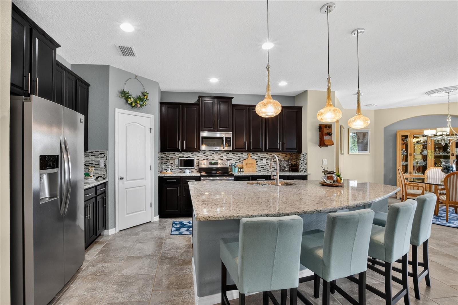 Image 20 of 60 For 132 Broad Street