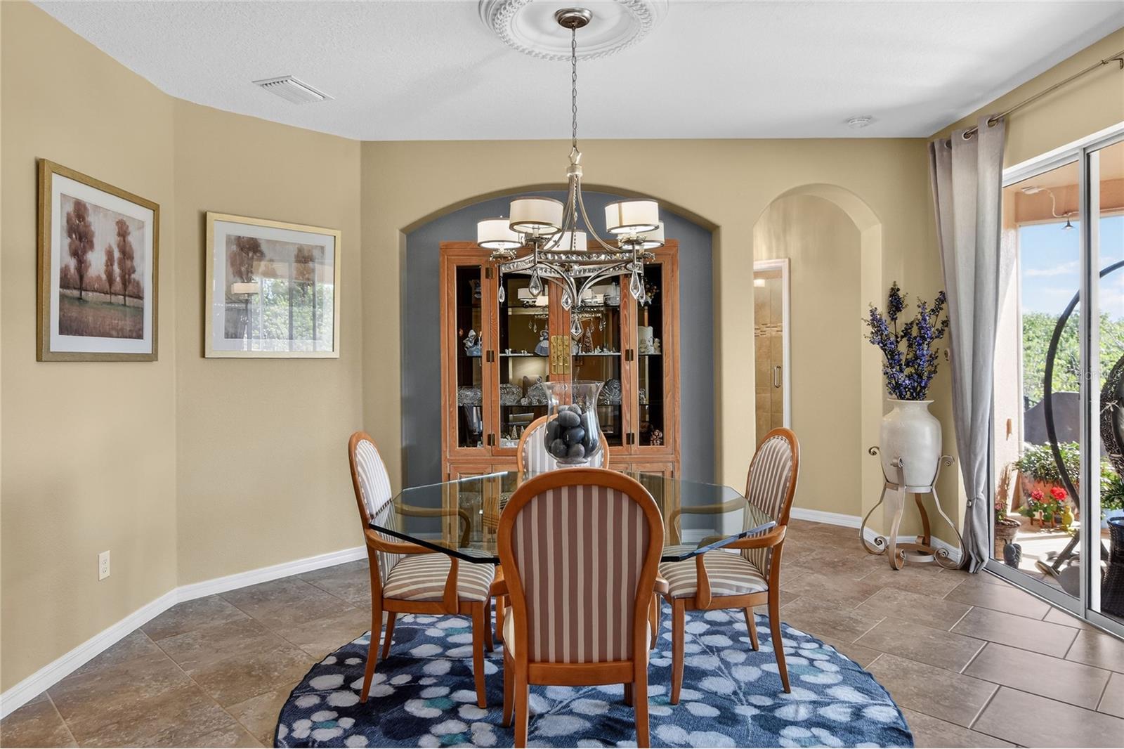 Image 25 of 60 For 132 Broad Street