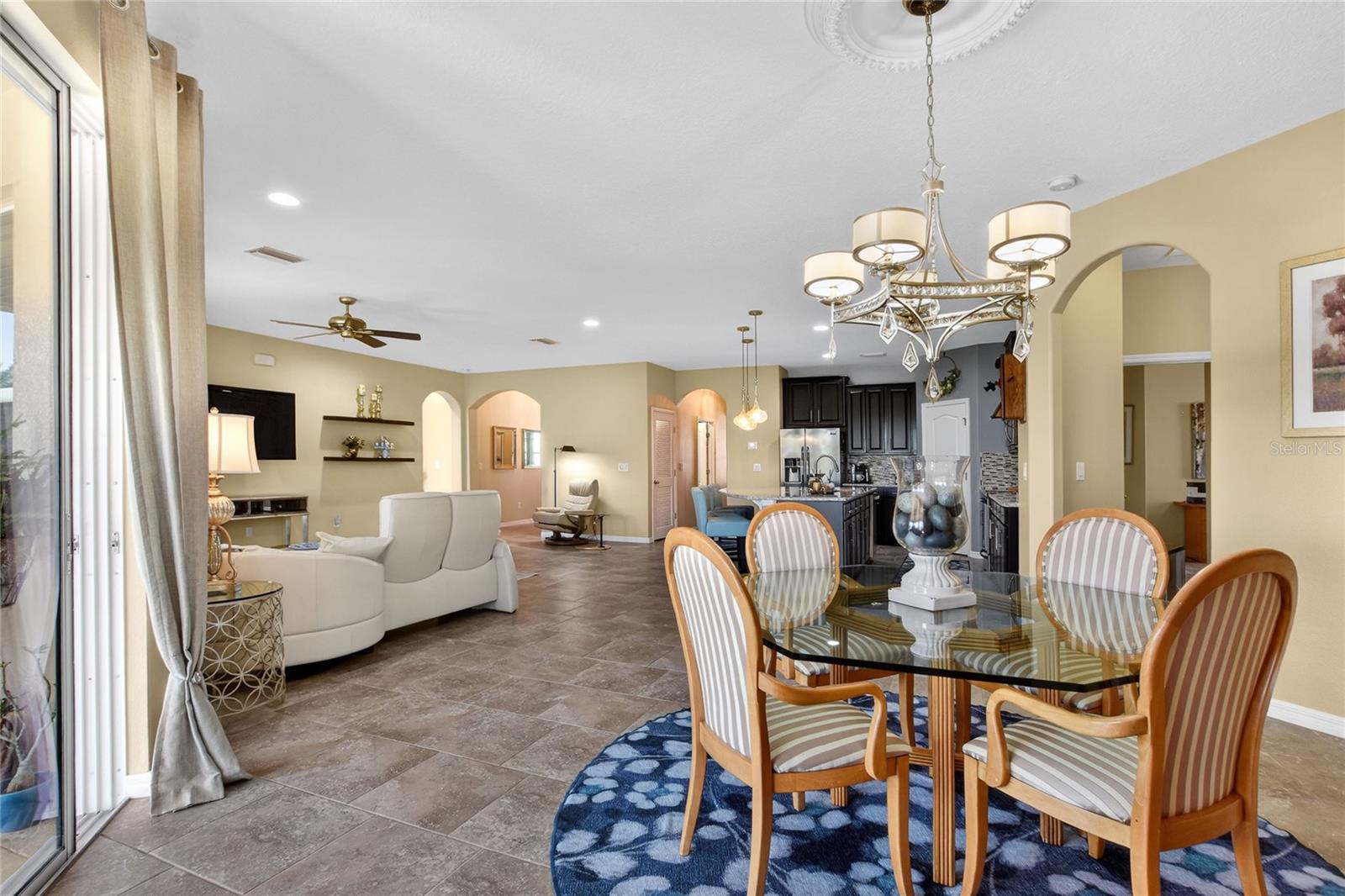 Image 28 of 60 For 132 Broad Street