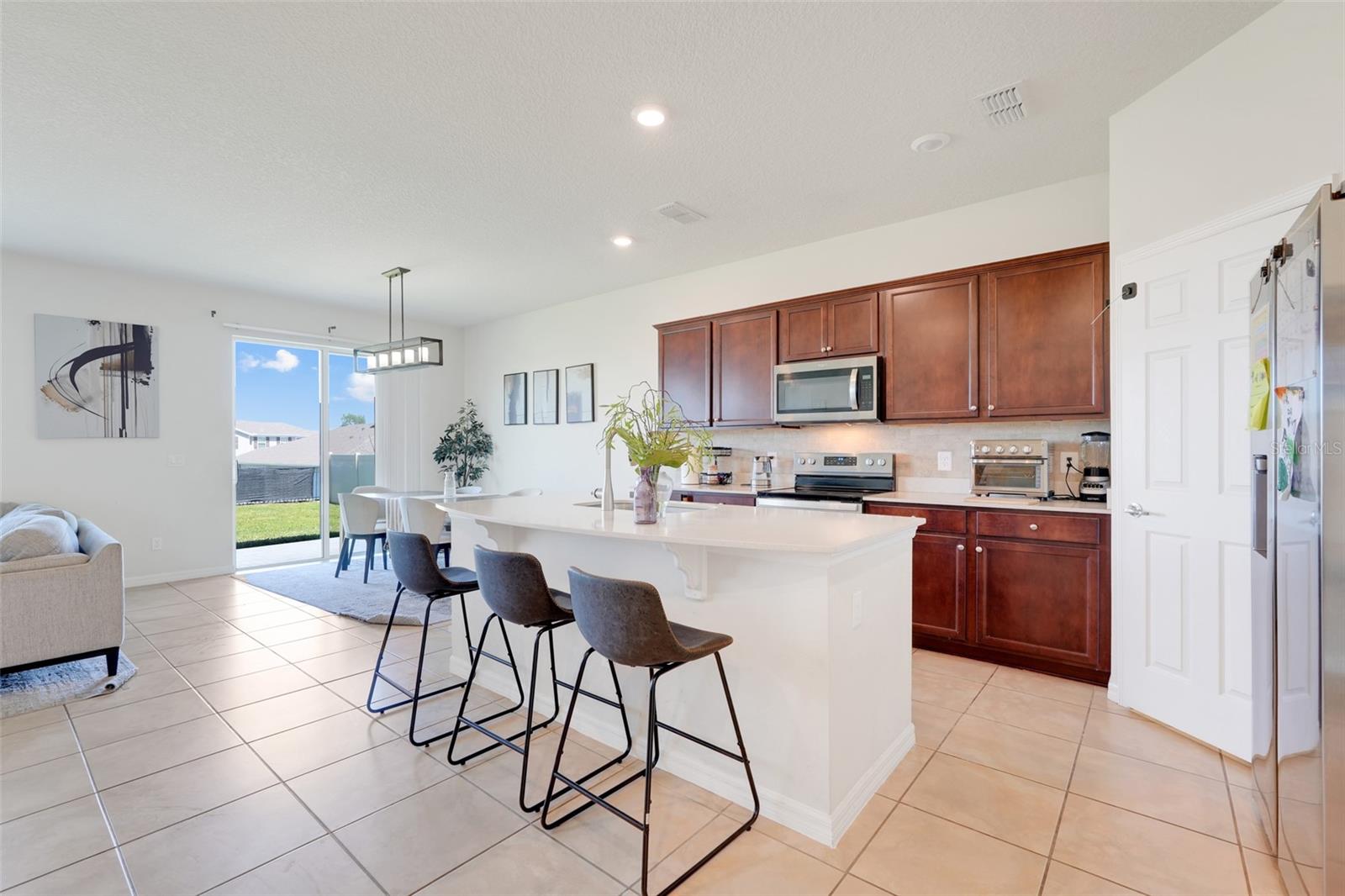 Image 14 of 46 For 2611 Hilltop Loop