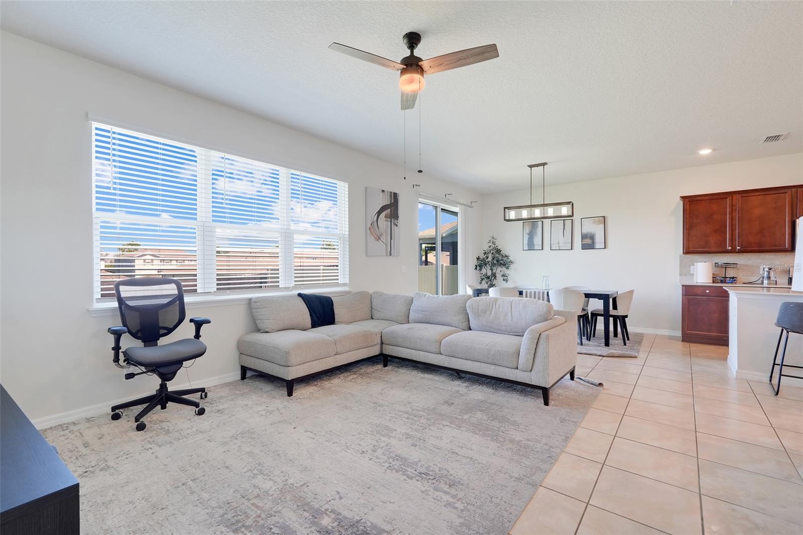 Image 20 of 46 For 2611 Hilltop Loop