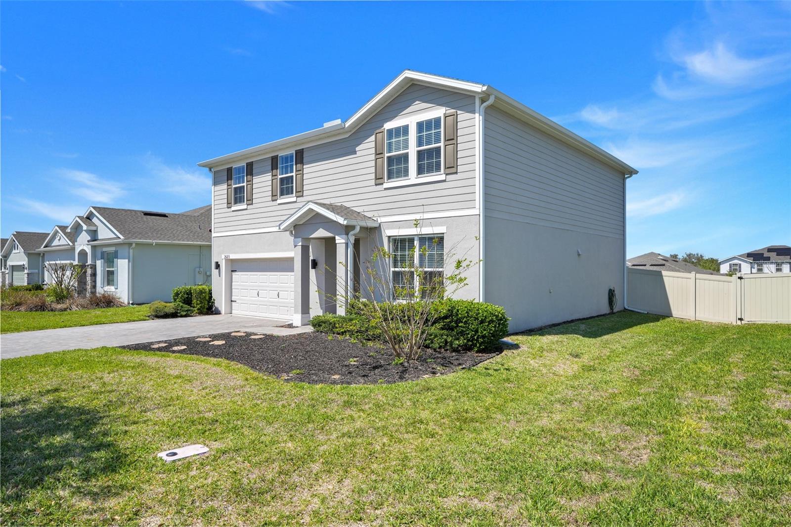 Image 3 of 46 For 2611 Hilltop Loop