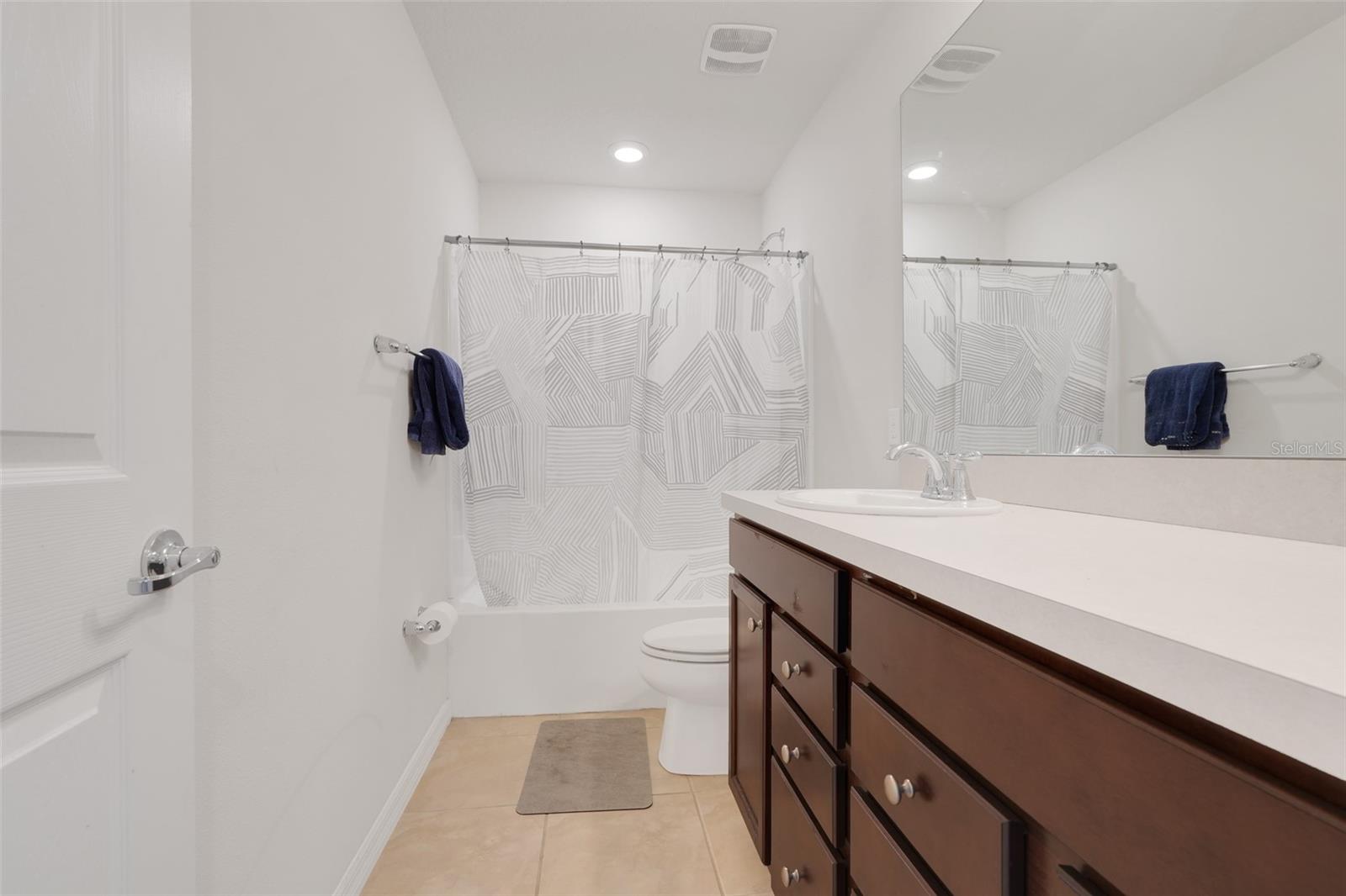 Image 34 of 46 For 2611 Hilltop Loop