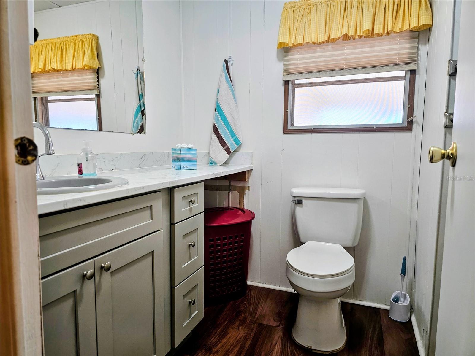 Image 14 of 32 For 2910 San Francisco Lane