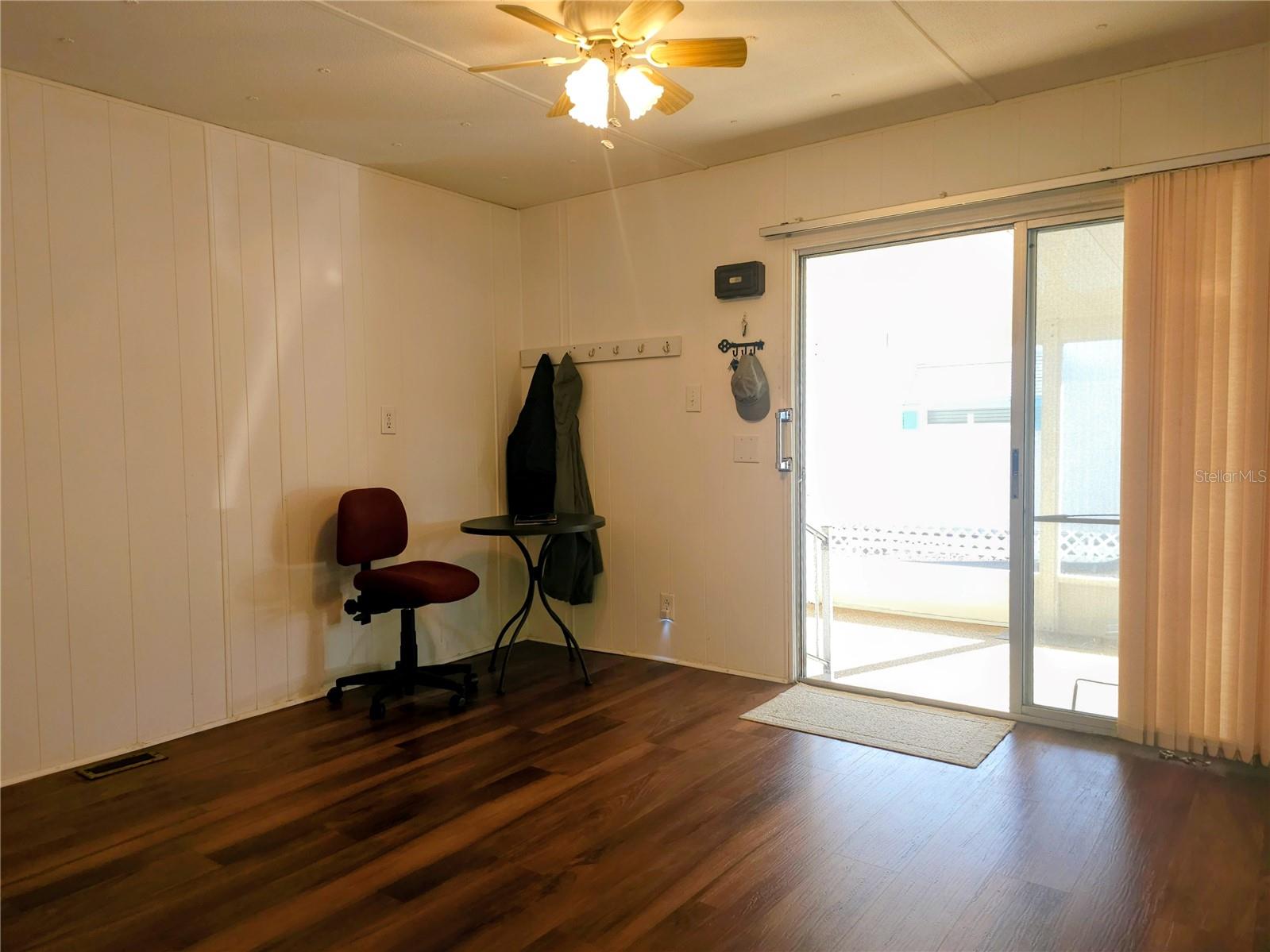 Image 16 of 32 For 2910 San Francisco Lane