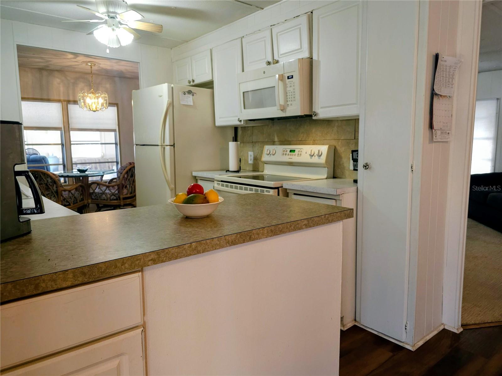 Image 4 of 32 For 2910 San Francisco Lane