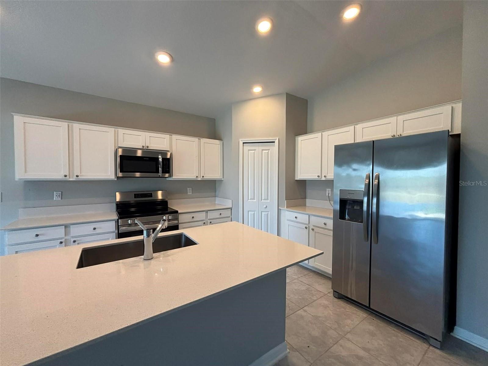 Image 10 of 24 For 1498 Austin Street