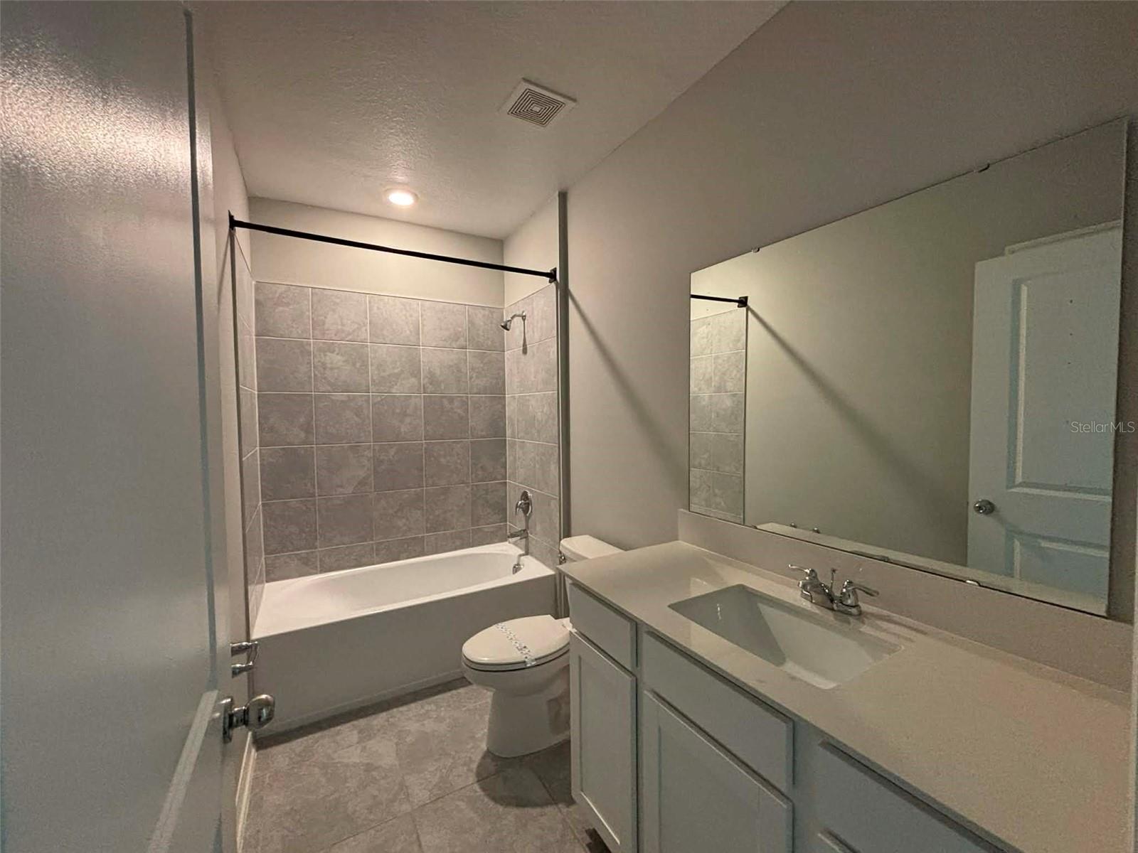 Image 7 of 24 For 1498 Austin Street