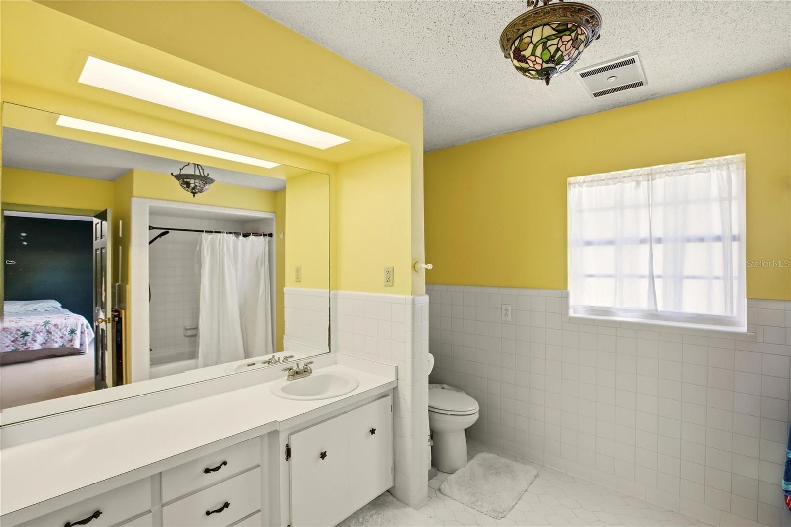 Image 19 of 48 For 3903 Edison Avenue