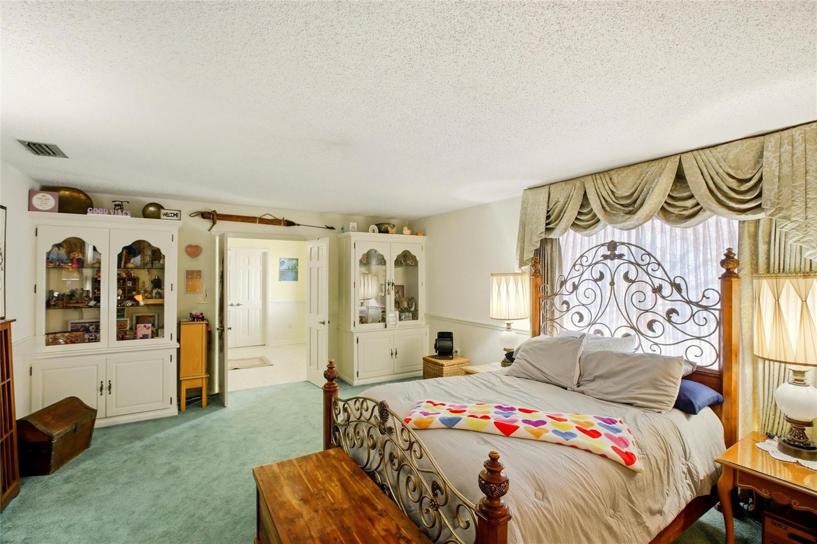 Image 30 of 48 For 3903 Edison Avenue