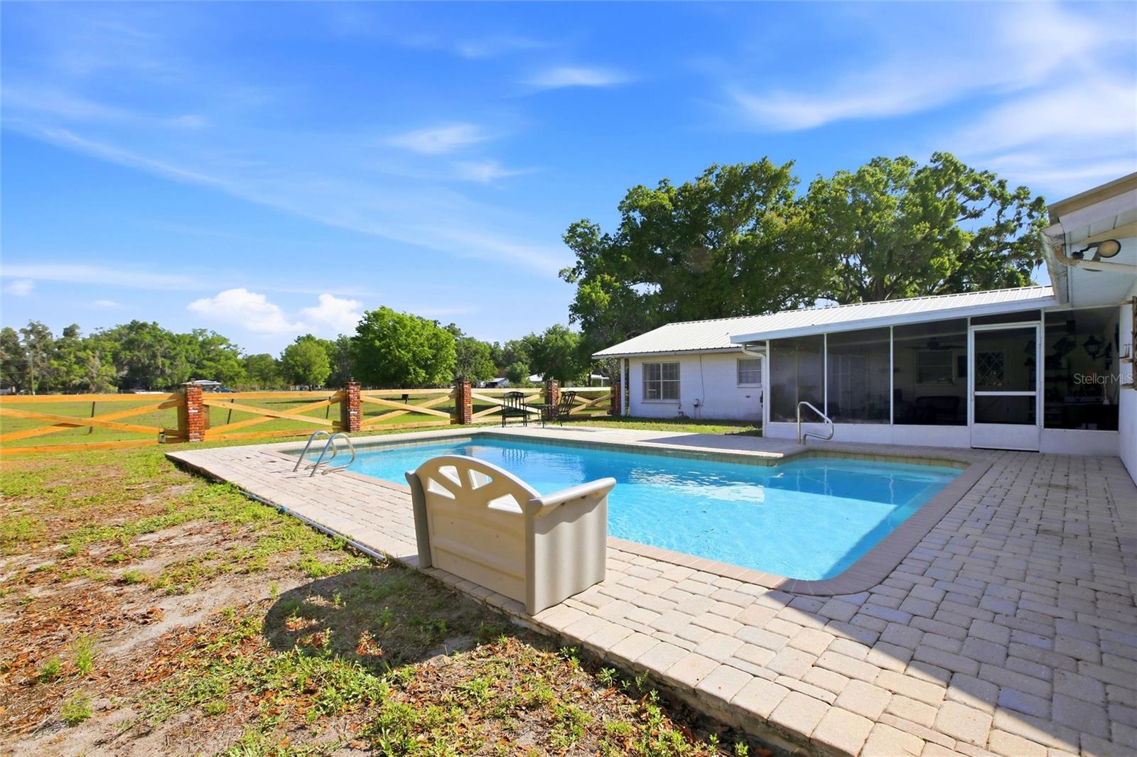 Image 41 of 48 For 3903 Edison Avenue