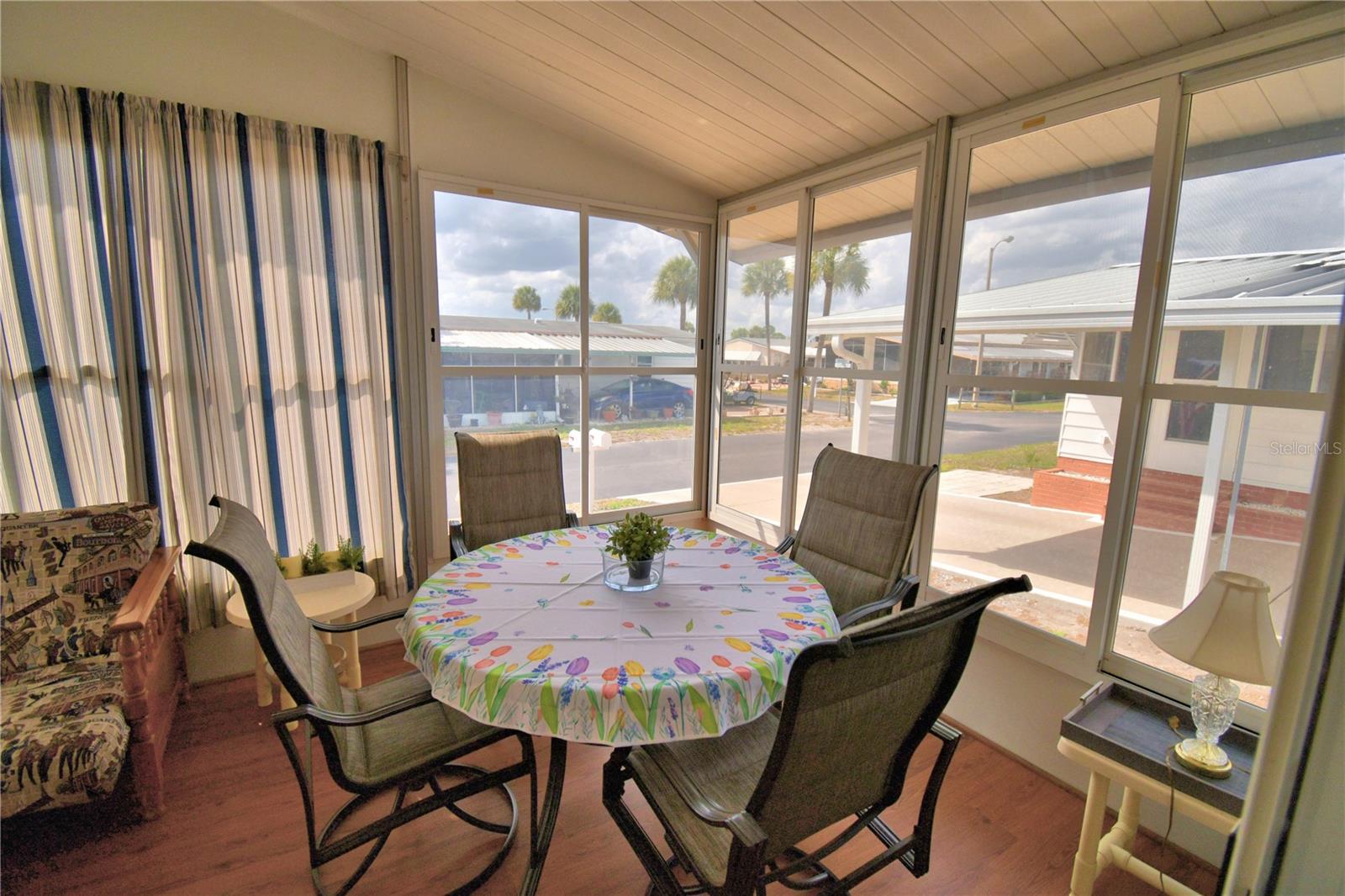 Image 18 of 63 For 4918 Rosewood Street