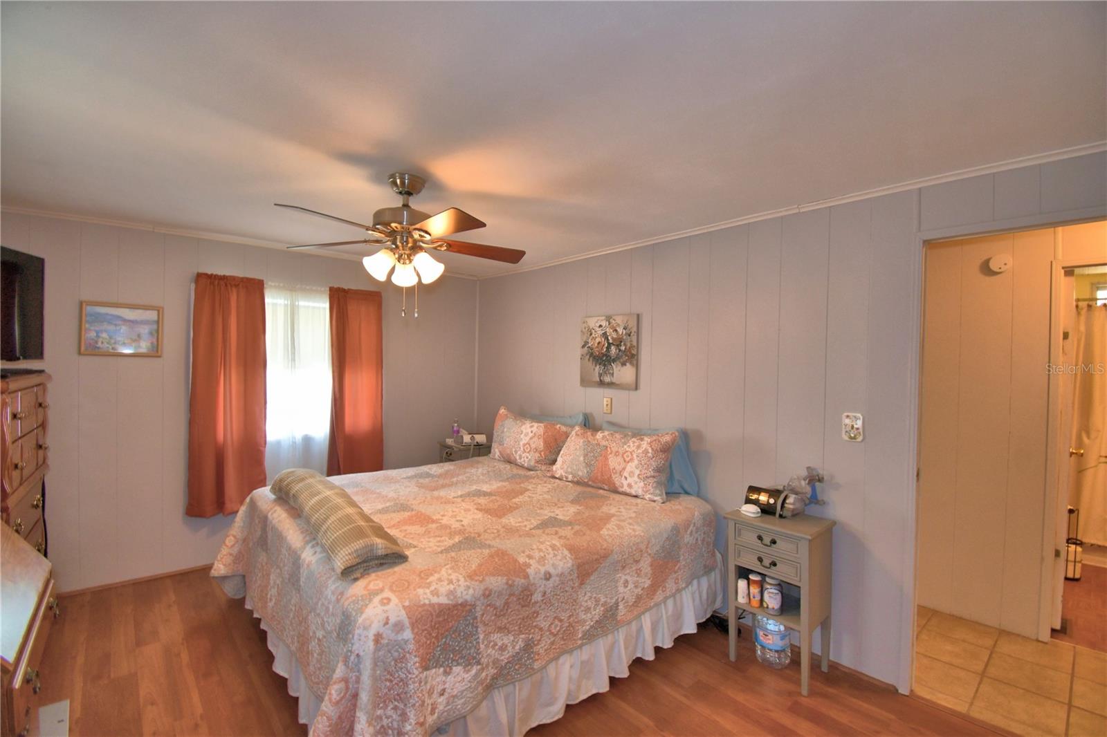 Image 28 of 63 For 4918 Rosewood Street