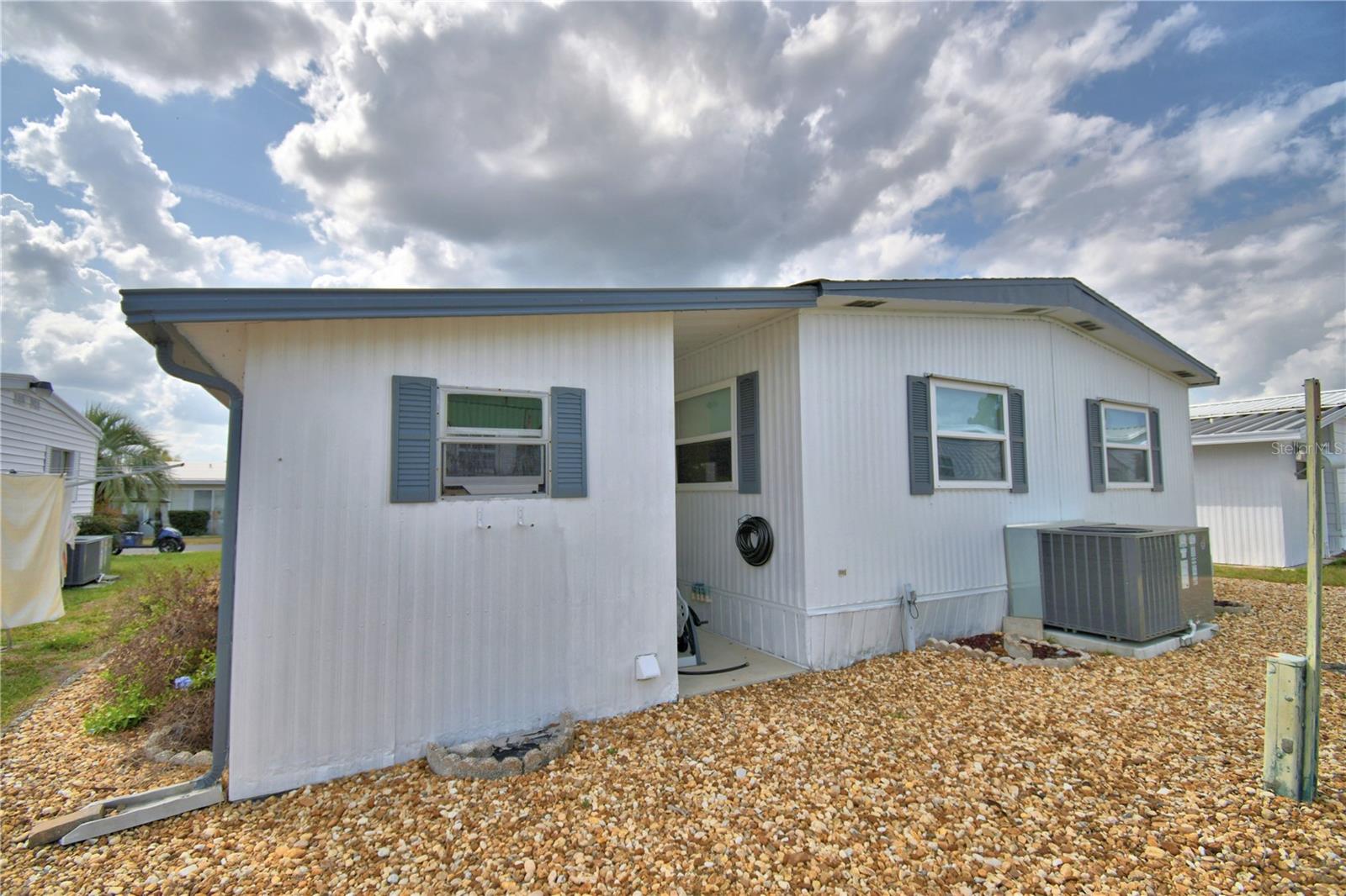 Image 41 of 63 For 4918 Rosewood Street