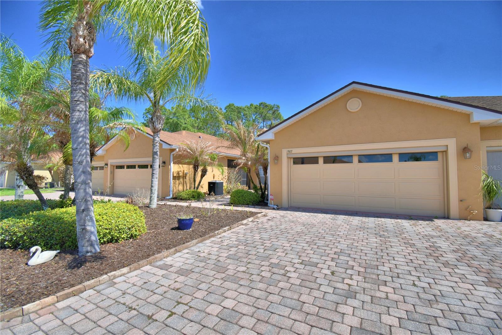 Details for 1507 Vienna Square Drive, WINTER HAVEN, FL 33884