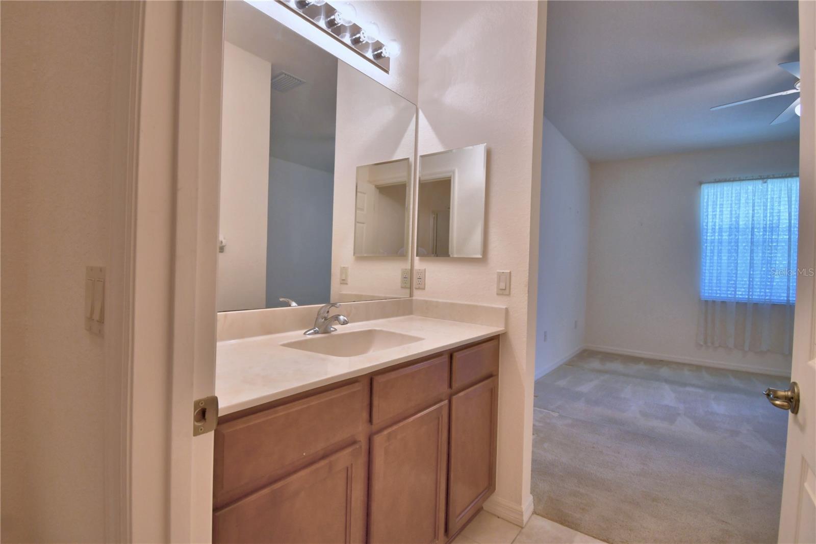 Image 17 of 58 For 1507 Vienna Square Drive