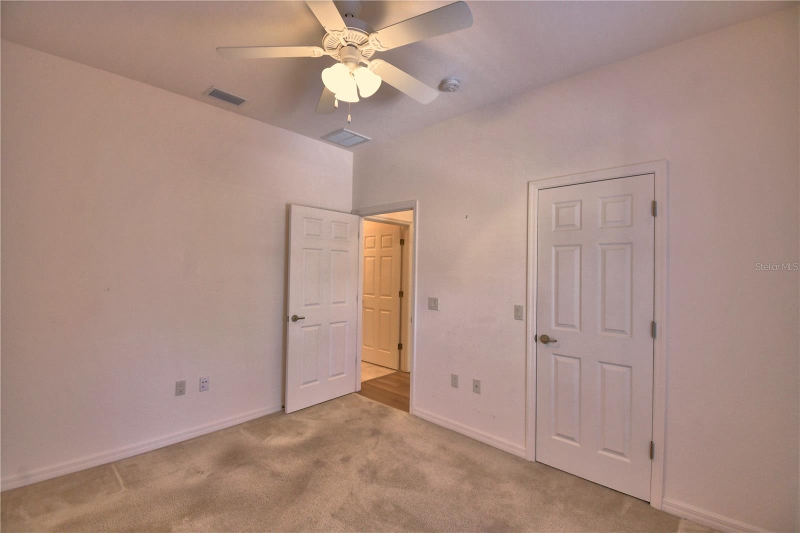 Image 19 of 58 For 1507 Vienna Square Drive