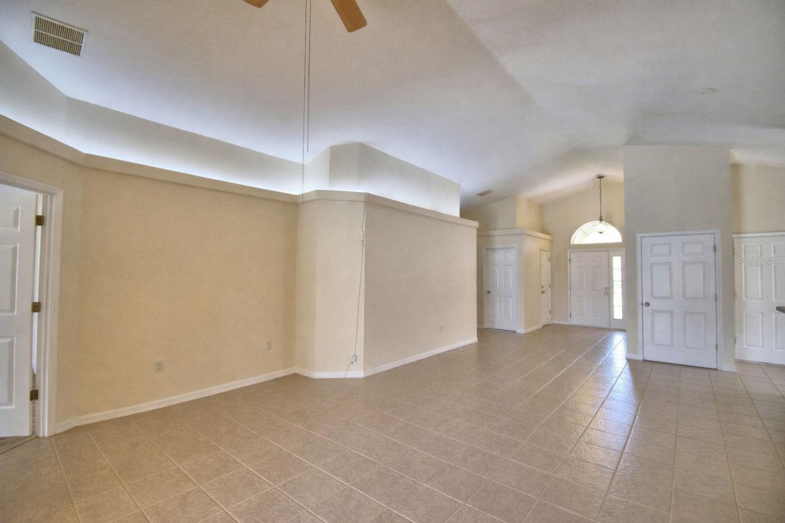 Image 10 of 54 For 123 Hummingbird Pass