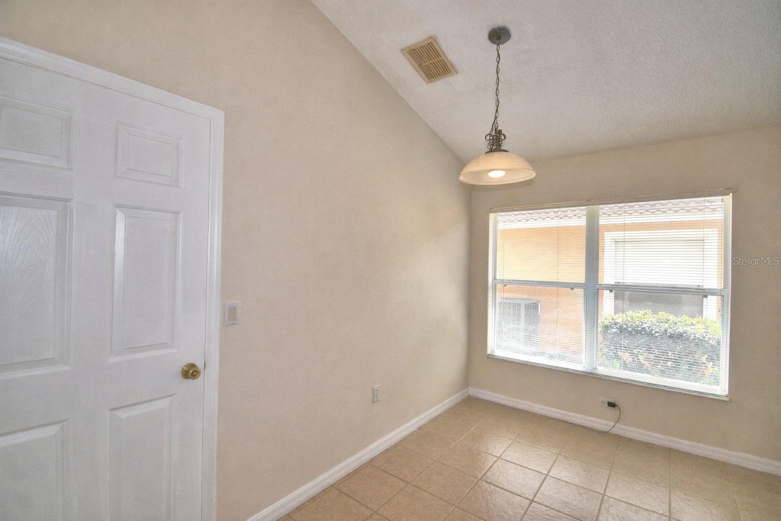 Image 16 of 54 For 123 Hummingbird Pass