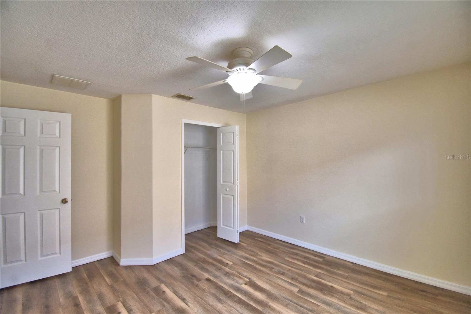 Image 29 of 54 For 123 Hummingbird Pass