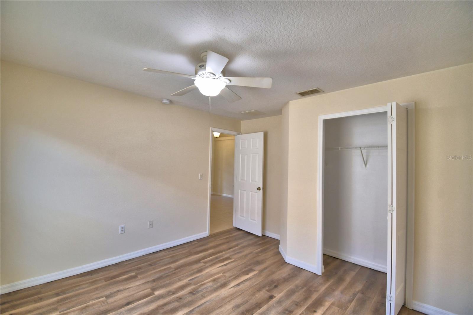 Image 30 of 54 For 123 Hummingbird Pass