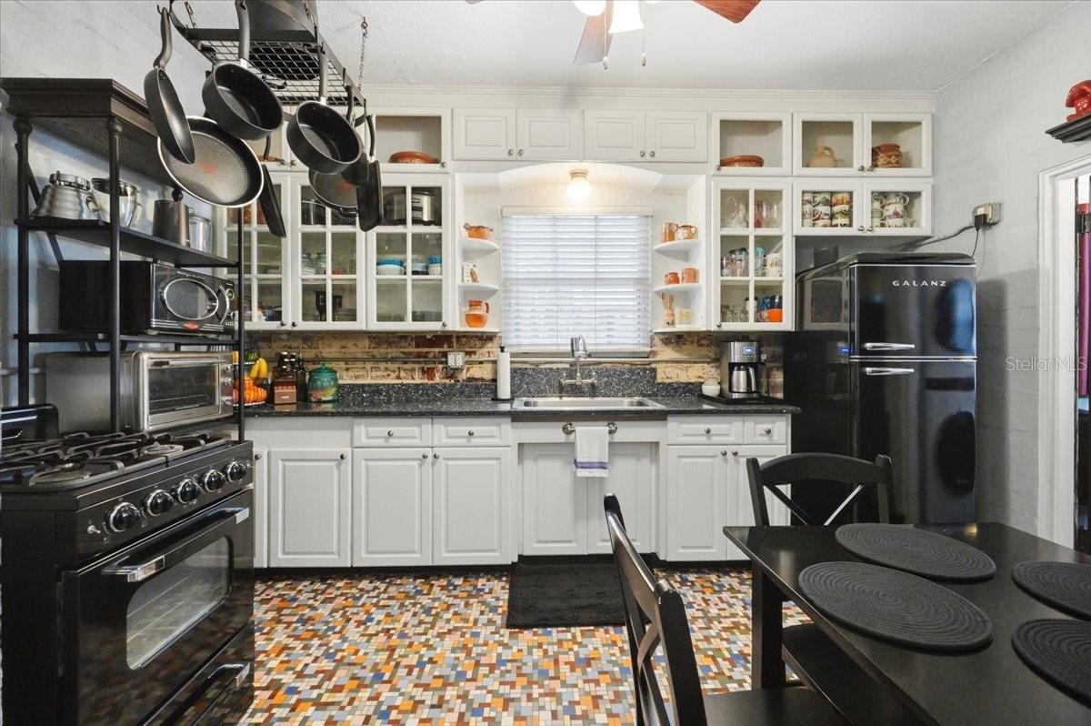 Image 14 of 48 For 337 Sessoms Avenue