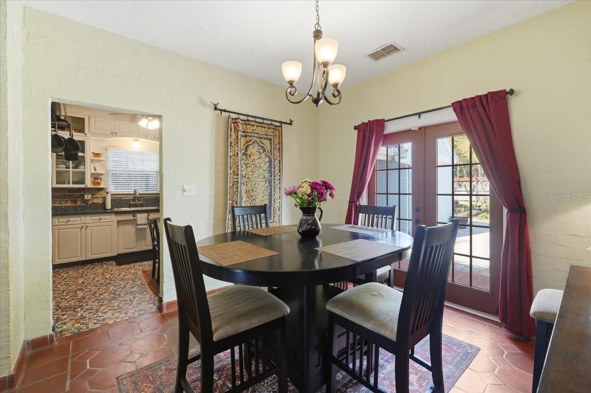 Image 19 of 48 For 337 Sessoms Avenue