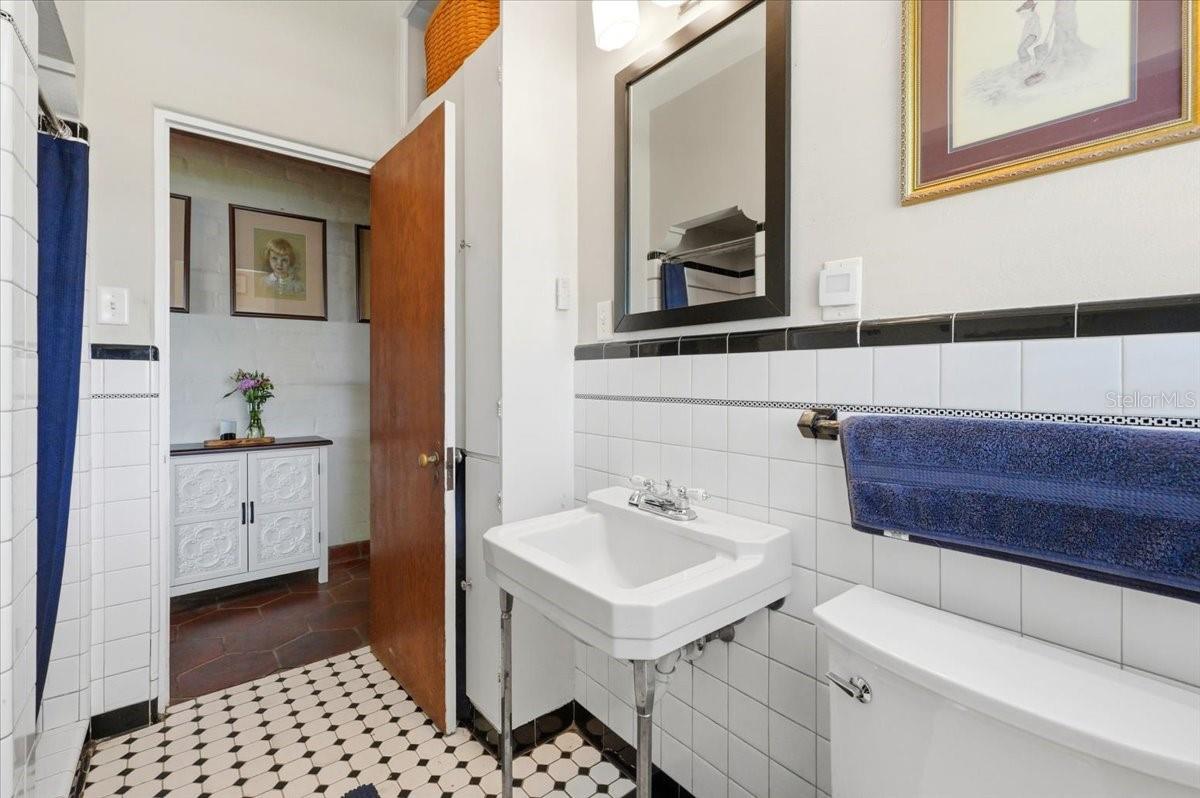 Image 25 of 48 For 337 Sessoms Avenue