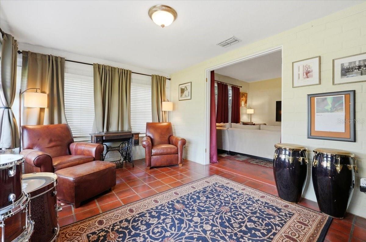 Image 31 of 48 For 337 Sessoms Avenue