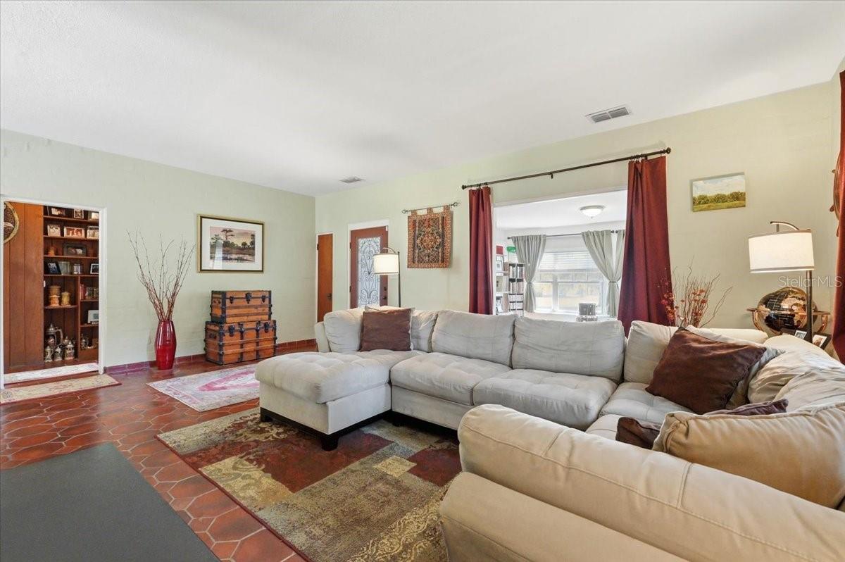 Image 7 of 48 For 337 Sessoms Avenue