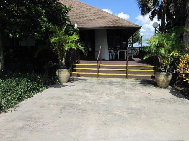 Image 27 of 33 For 7392 International Circle