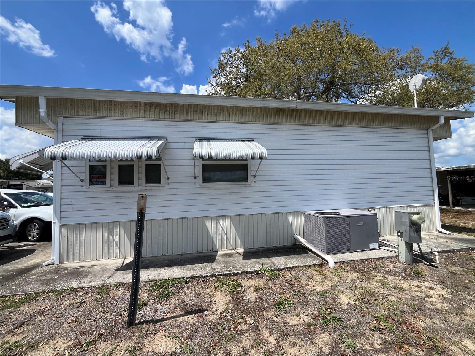 Image 3 of 33 For 7392 International Circle