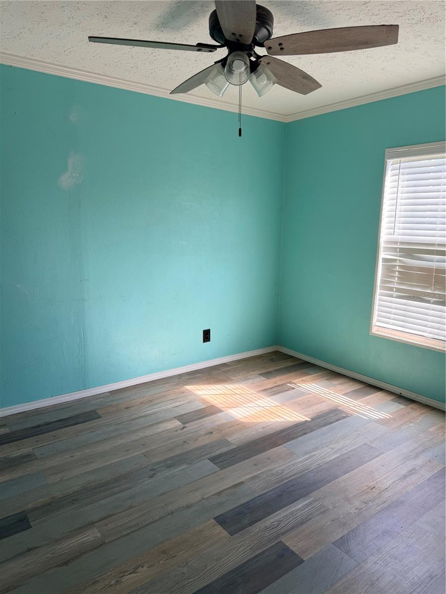 Image 10 of 18 For 9134 Samaritan Avenue