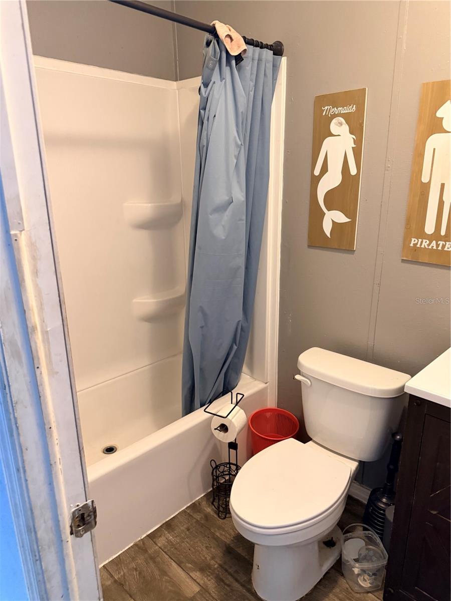 Image 14 of 18 For 9134 Samaritan Avenue