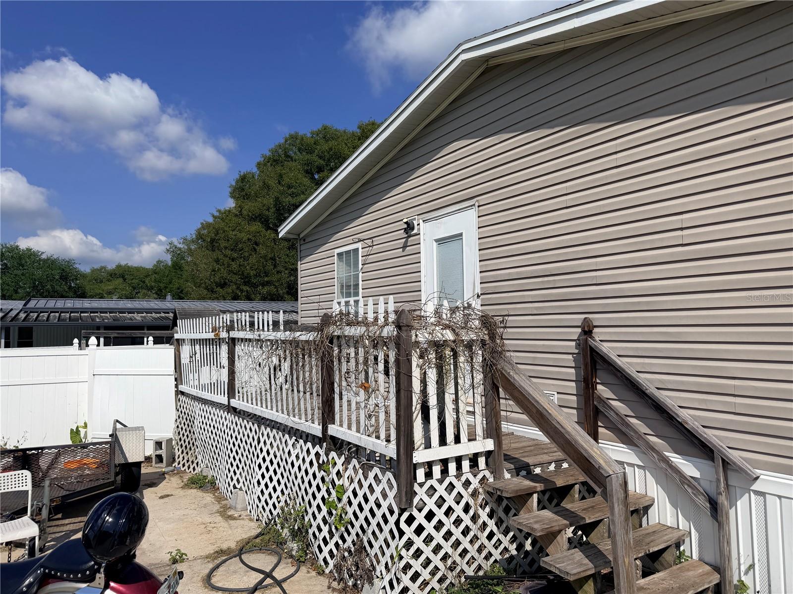 Image 3 of 18 For 9134 Samaritan Avenue