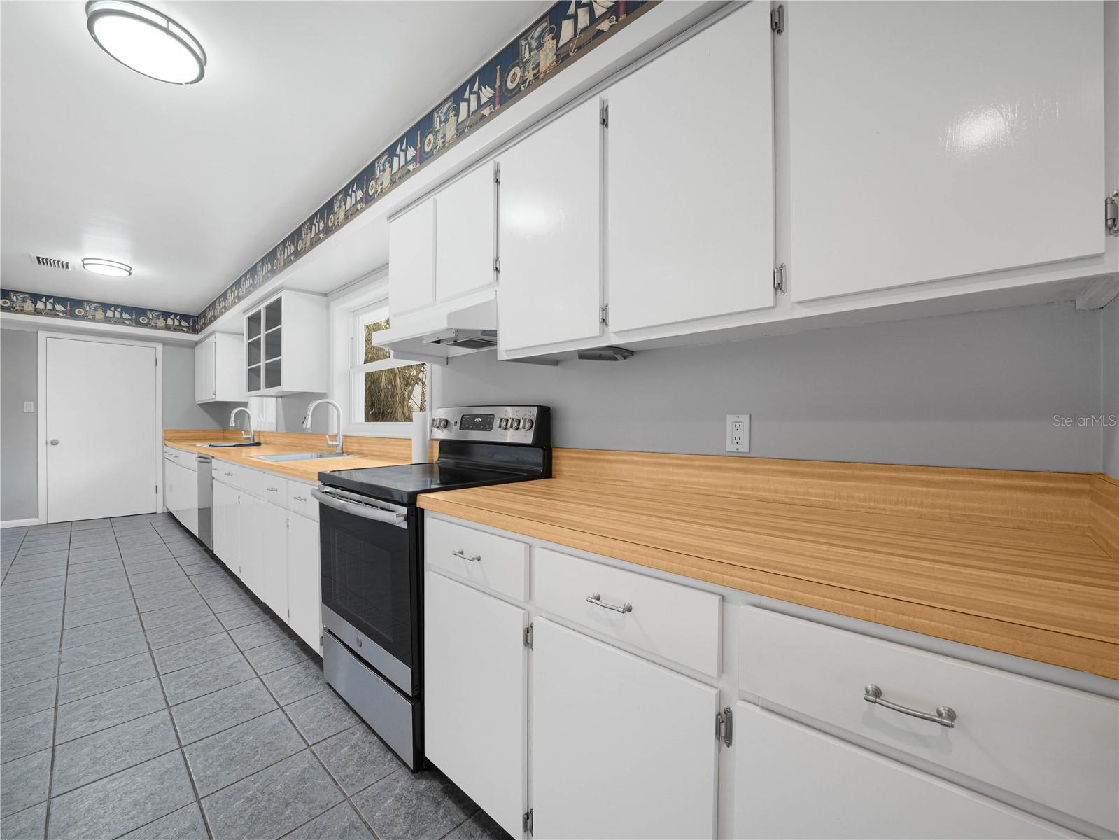 Image 23 of 46 For 430 Alturas Babson Park Cutoff