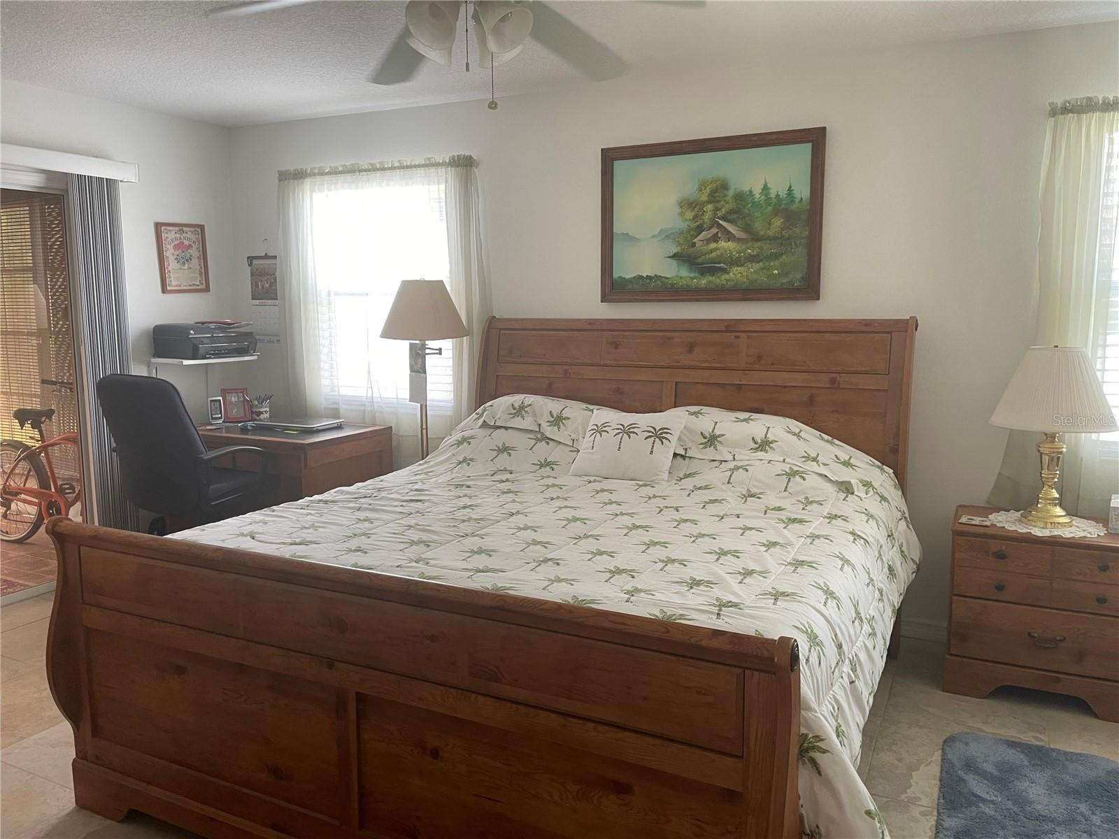 Image 10 of 22 For 7111 Alamanda Boulevard W