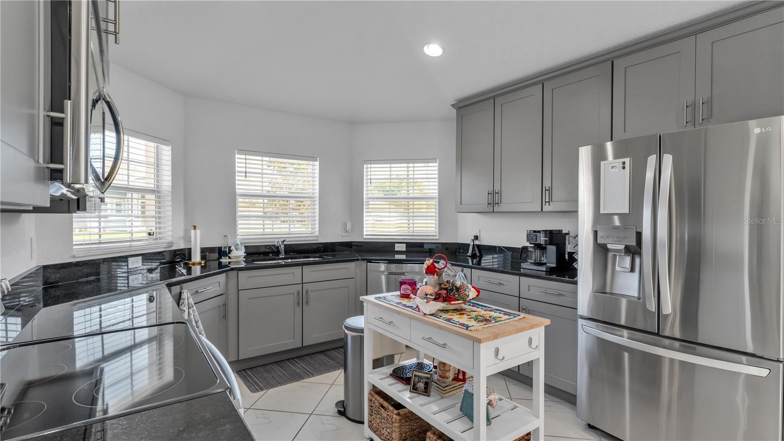 Image 13 of 35 For 115 Kissengen Park Boulevard