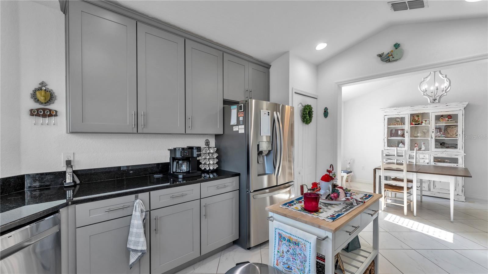 Image 15 of 35 For 115 Kissengen Park Boulevard