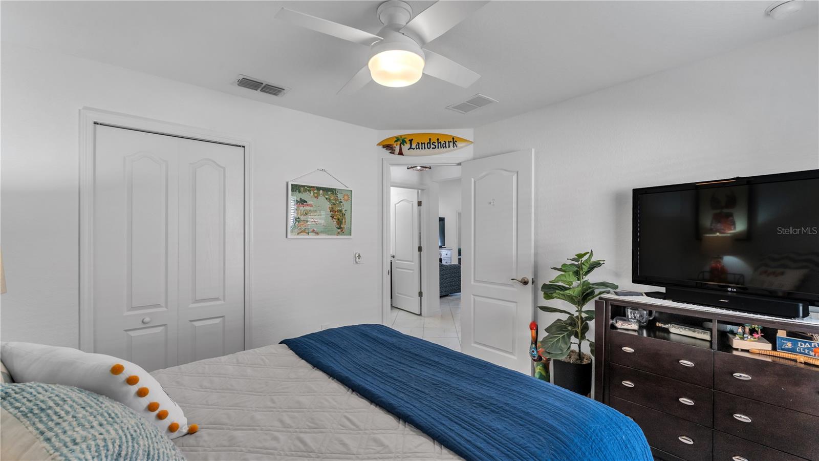 Image 31 of 35 For 115 Kissengen Park Boulevard