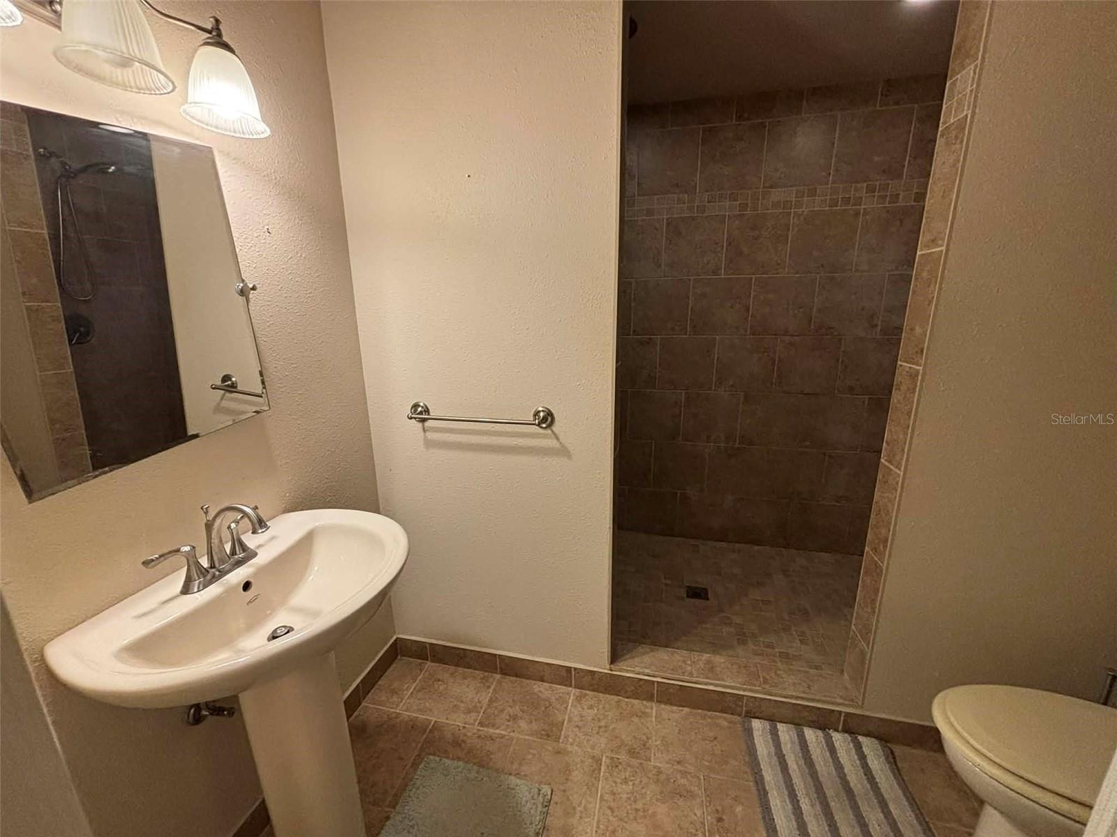 Image 16 of 20 For 2487 St. Augustine Boulevard